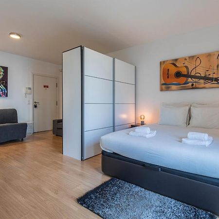 Bright & Comfy Flat In Lisbon By Lovelystay Esterno foto
